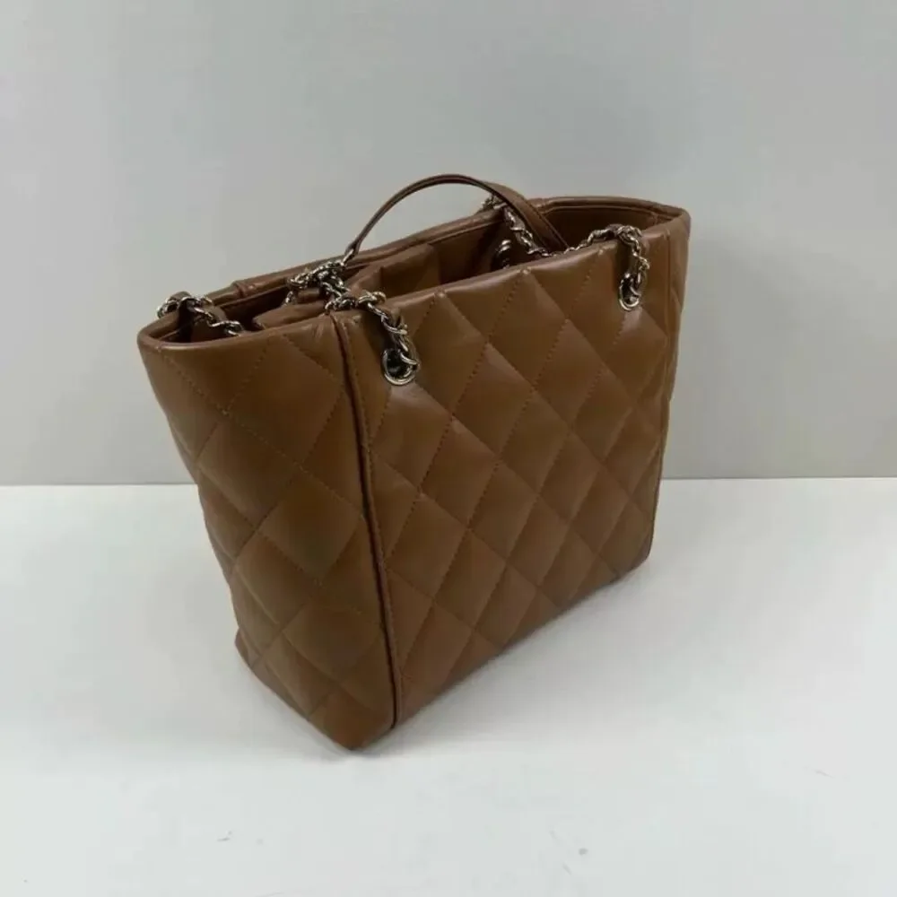 Chanel Women Pre-Loved Bag Very Good Condition